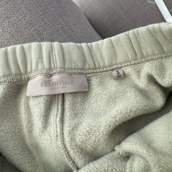 Essentials sweatpants - Picture 4 of 4